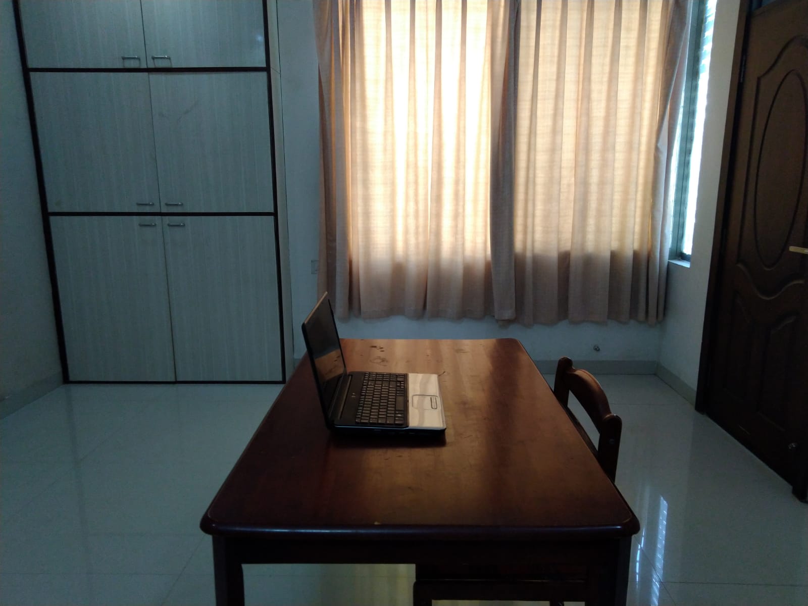 Room picture for taking java certification exam at home  - left